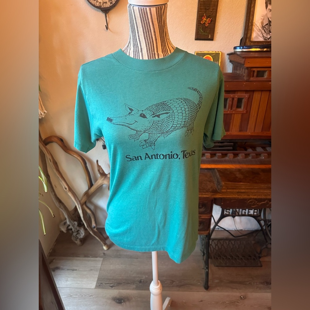Vintage 70’s Armadillo T-Shirt